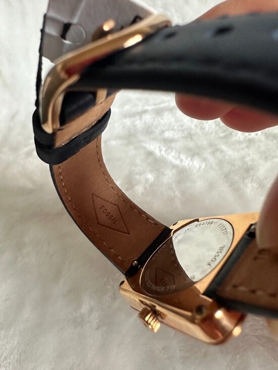 NWT! Fossil ES4158 Raquel Rectangular Watch With Navy Leather Strap In Rose Gold main image 6